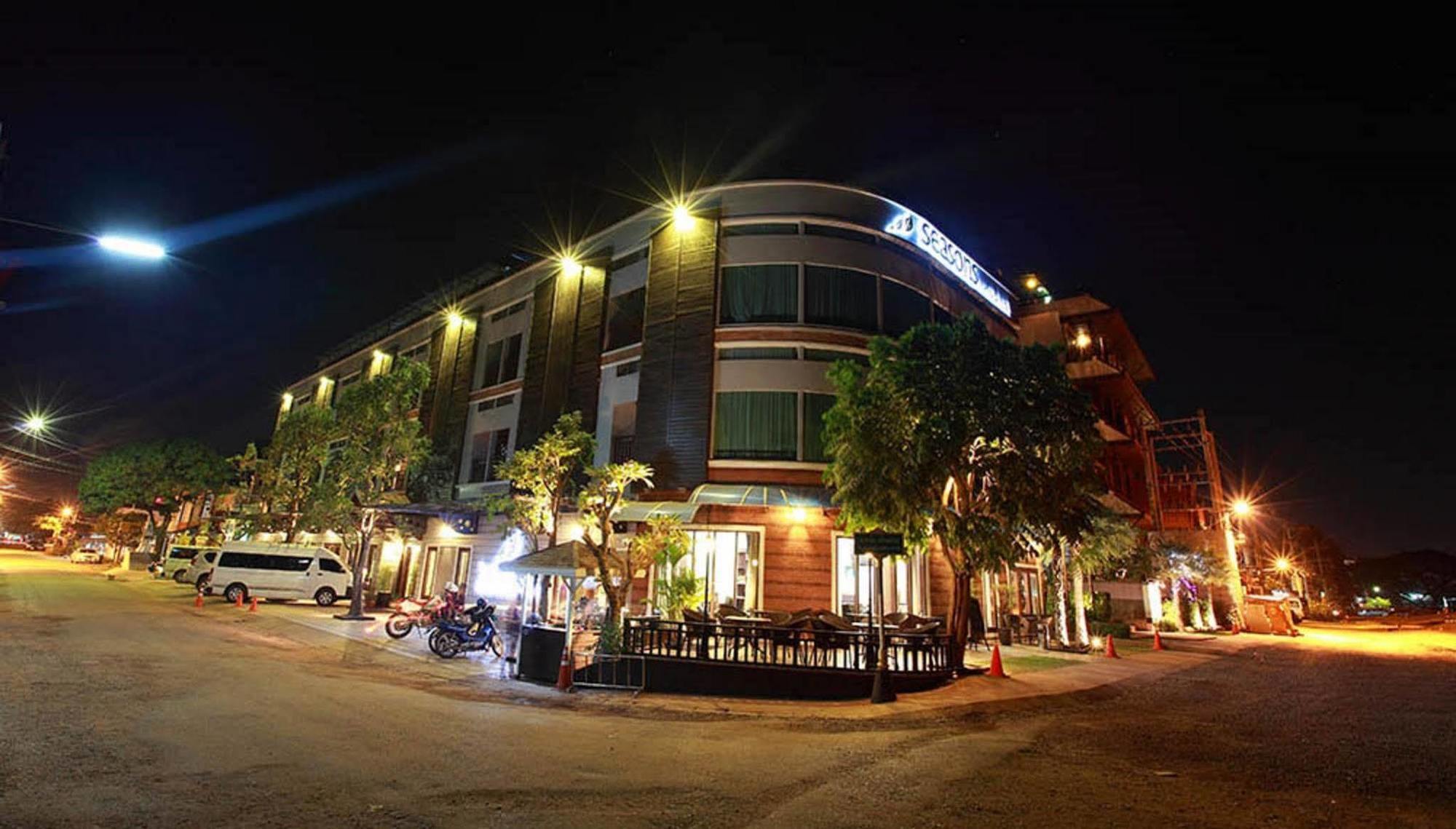 Seasons Riverside Hotel Vientiane Dış mekan fotoğraf